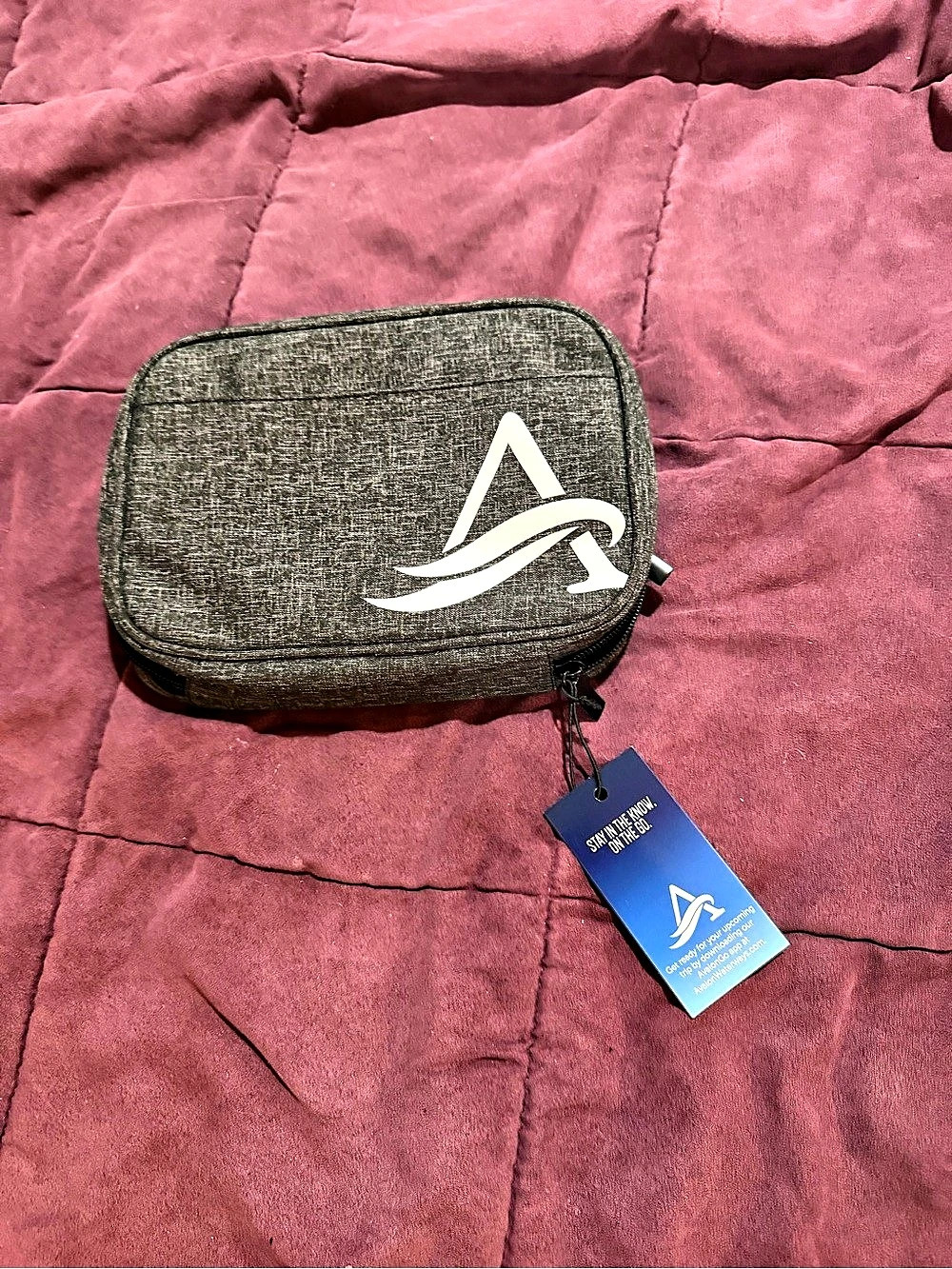 Avalon Waterways Travel Electronics Cable Organizer Case NWT